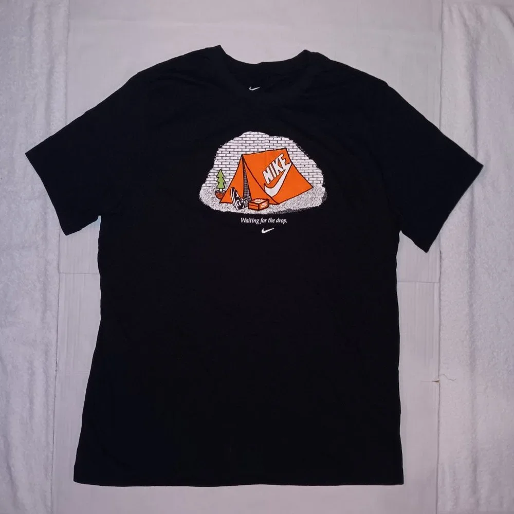 Nike Black Graphic Men's Shirt